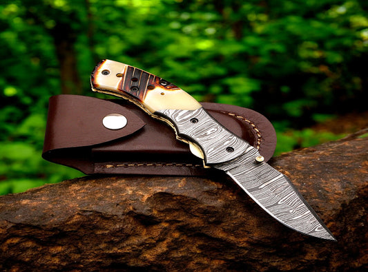 Handmade Damascus Steel Folding Knife with Engraved Resin Handle. Pro1481
