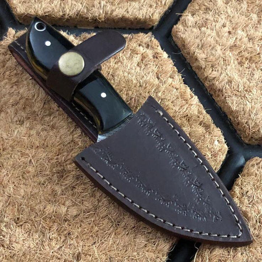 Hand Forged Damascus Steel Camping Skinner Gear with Bull Horne or Resin Handle. Pro1524
