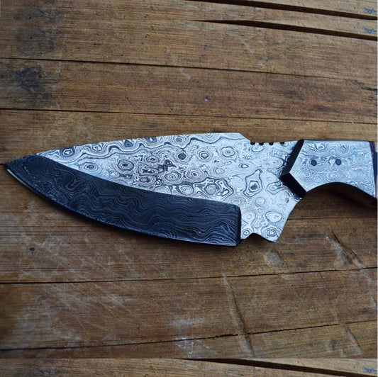 Handmade Damascus Steel Skinner Gear with Olive & Dark Woods Handle. Pro1522