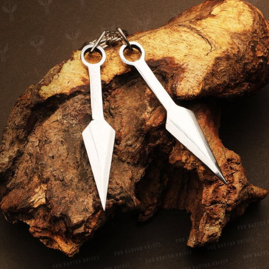 Handmade D2 steel Dagger Shaped Keychain in Wooden Box. Pro1737