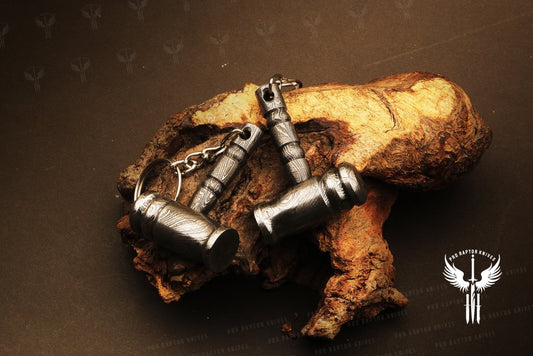 Handmade Damascus steel Round Shape Thor Hammer Keychain in wooden Box. Pro1733