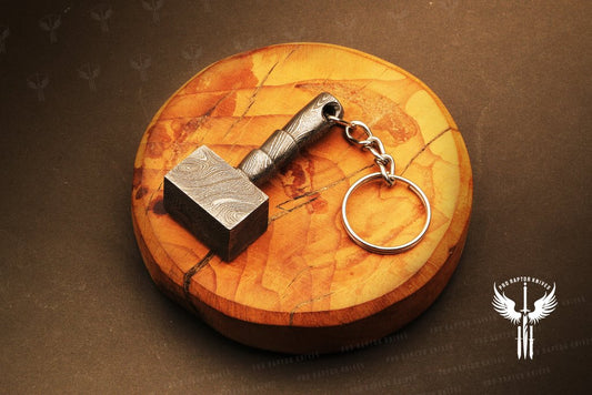 Handmade Damascus steel Thor Hammer Shape Keychain in Wooden Box. Pro1736