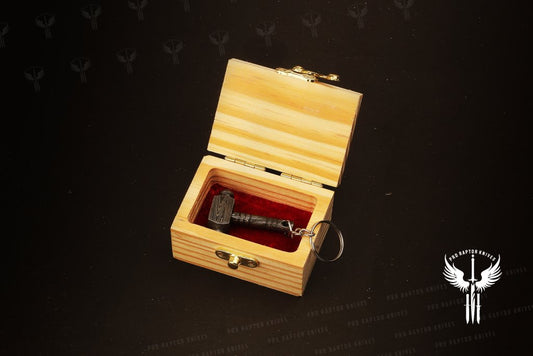 Handmade Damascus steel Sharp Edge Shape Hammer Keychain in Wooden Box. Pro1734