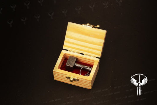 Handmade Damascus steel Thor Hammer Shape Keychain in Wooden Box. Pro1736