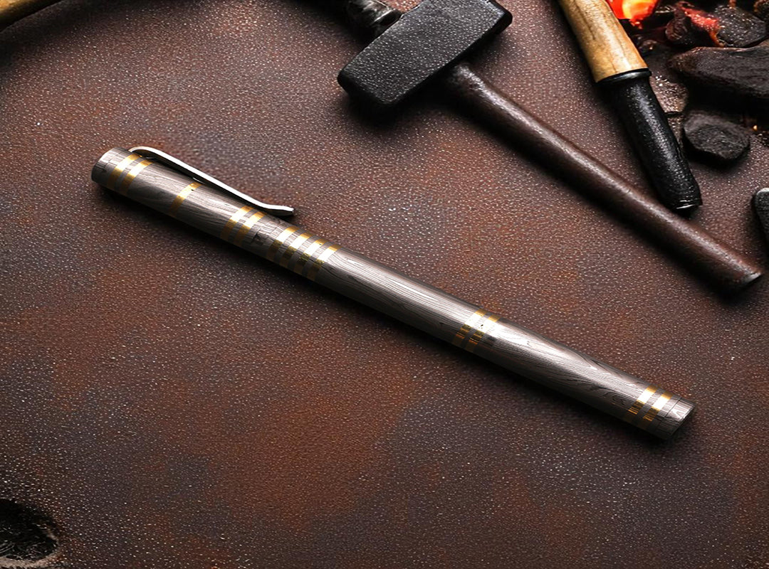 Handmade Damascus Steel & Contrast Brass Rings on Ballpoint Pen Barrel with Pocket Clipper. Free Engraving and USA Shipping. Pro-Regalo7009