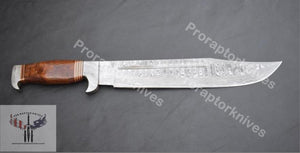 Handmade Damascus Steel Hunting Bowie with Rosewood and Brass lining handle. Pro-Vigoroso1462