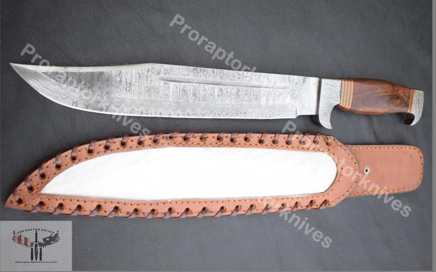 Handmade Damascus Steel Hunting Bowie with Rosewood and Brass lining handle. Pro-Vigoroso1462