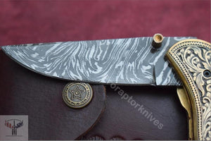 Handmade Damascus Steel Folding Knife with Hand Engraved Brass Handle. Pro-Capolavoro1493