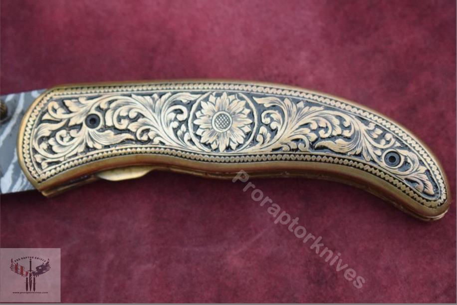 Handmade Damascus Steel Folding Knife with Hand Engraved Brass Handle. Pro-Capolavoro1493