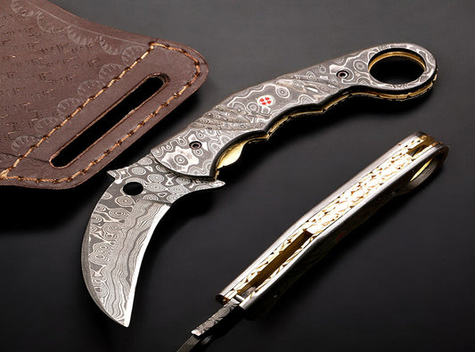 Handmade Damascus steel Raindrop Pattern Karambit Shape Folding Knife. Pro1918