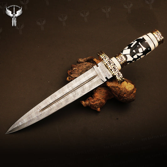 Handmade Damascus steel Dagger Knife with Gemstone Type Handle. Pro1606