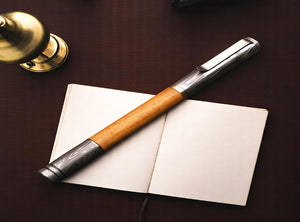 Handmade Damascus steel & Oak Wood Barrel Ballpoint Pen with Deep Pocket Clipper. Pro-Regalo7010