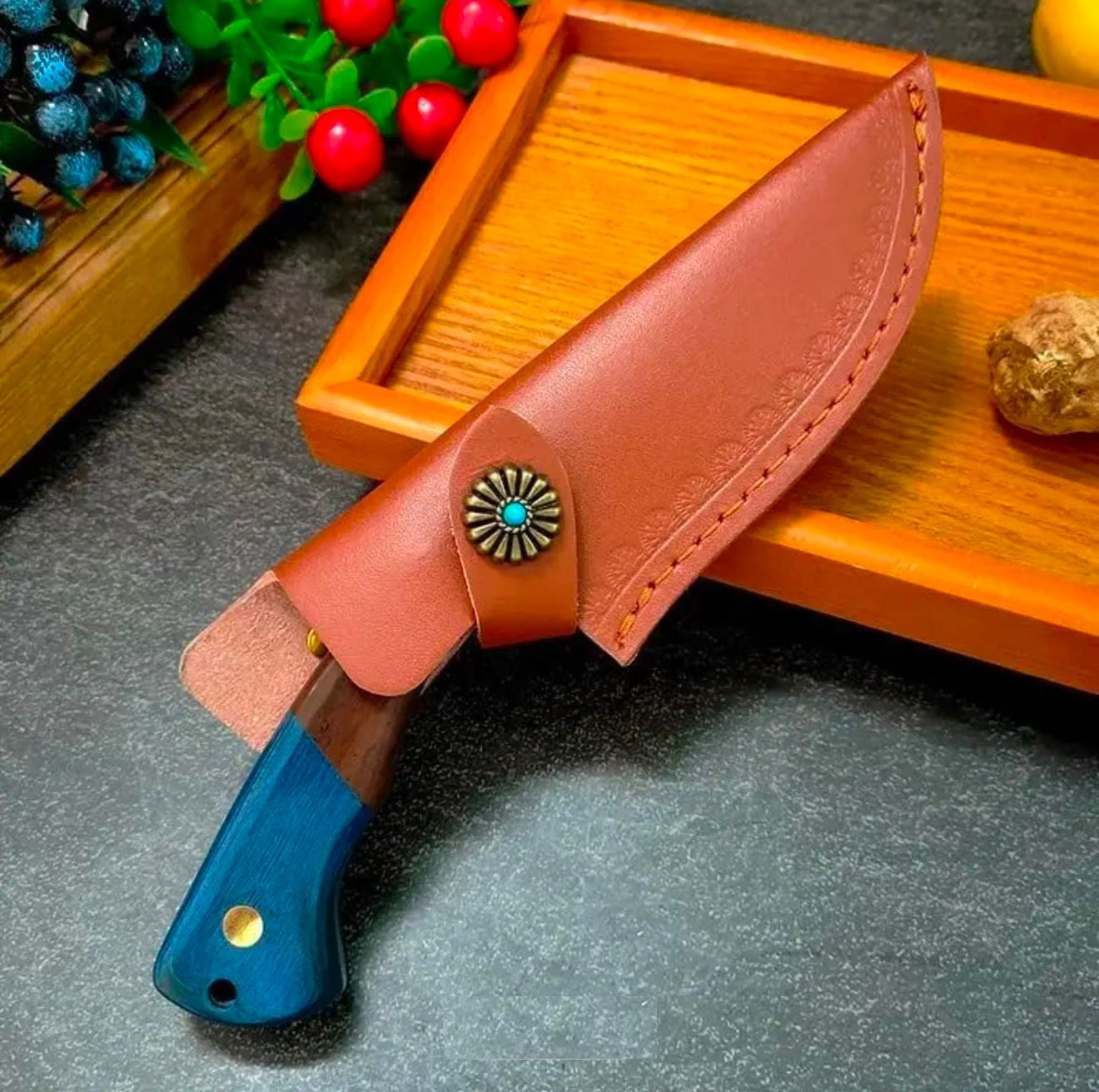 Handmade Stainless Steel Skinner Knife with Wood Handle and Sheath. Pro-Tenace6061