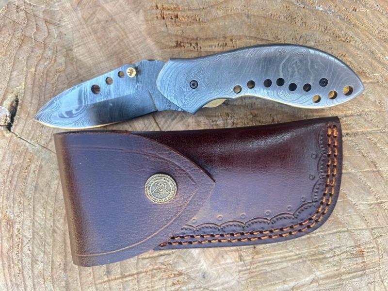 Handmade Full Tang Damascus steel Folding Knife . Pro-Vigoroso 1501