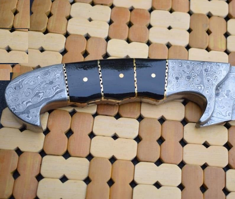 Handmade Damascus Steel Hunting Bowie Knife with Bull Horn Handle. Pro-Vigoroso1461