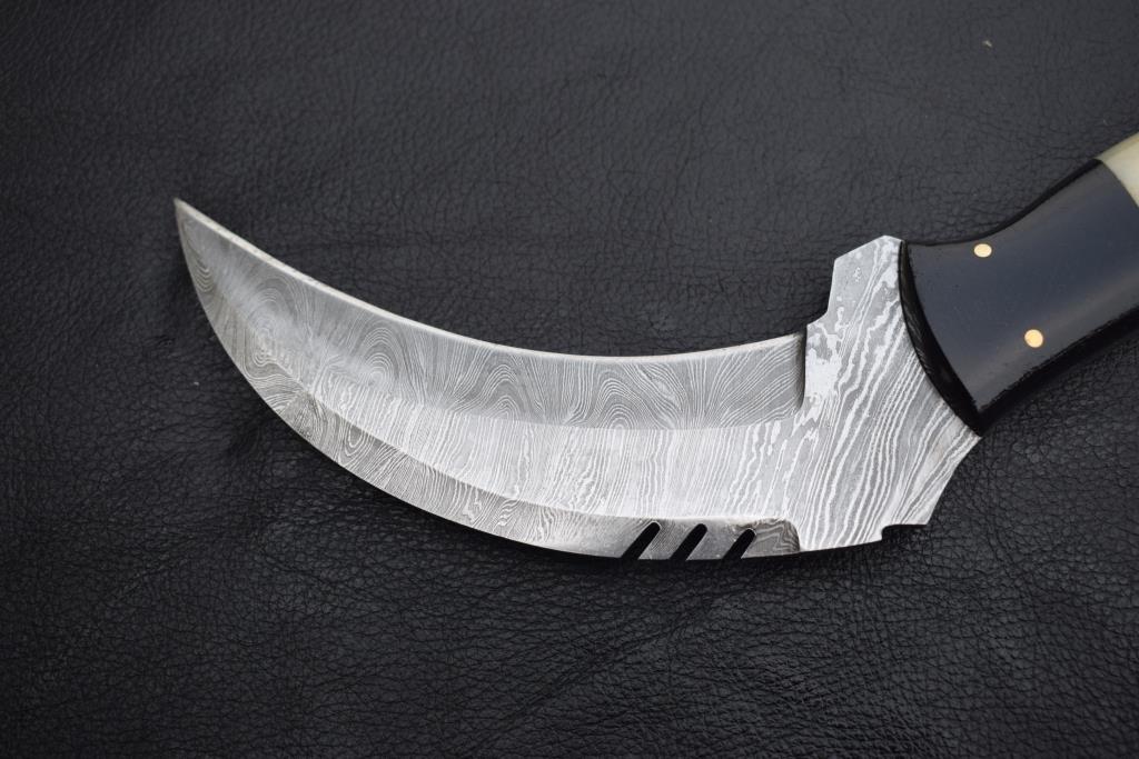 Handmade Damascus steel Karambit Knife with Black & Off-white Handle. Pro-Netto1541