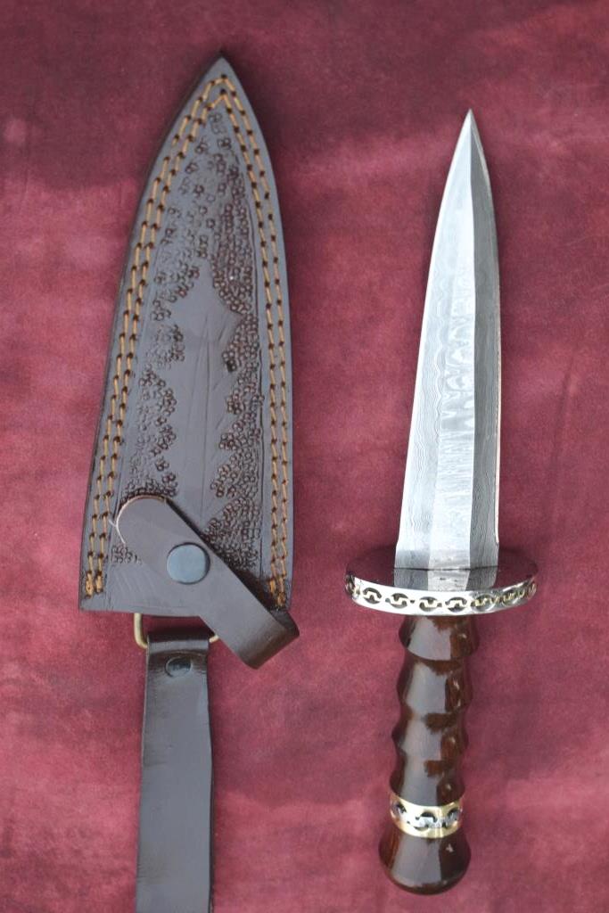 Handmade Damascus steel Dagger Knife with Dark Wood Handle. Pro-Diese1545