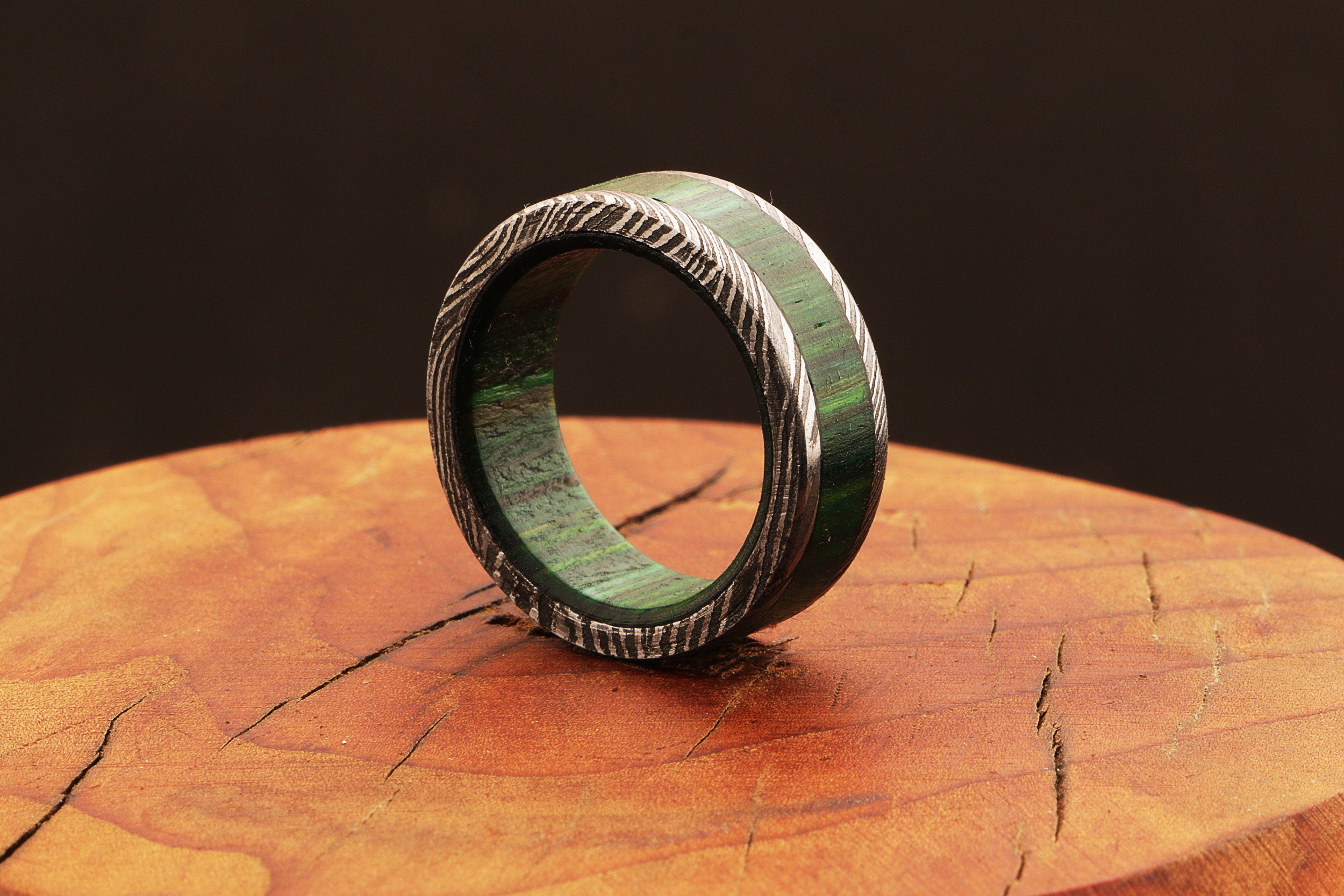 Enchant Damascus steel Wooden Filler Ring with Wood Inlay Packed in Special Box. Pro-Regalo7012