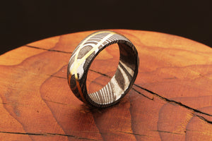 Enthralling Damascus steel Ring with Brass DNA Design Lining. Packed in Special Box. Pro-Regalo7013