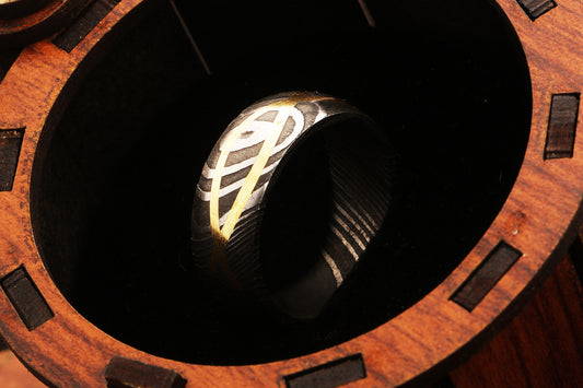 Enthralling Damascus steel Ring with Brass DNA Design Lining. Packed in Special Box. Pro7013