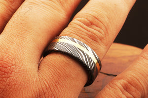 Fascinating Damascus steel Brass Side Edge Line Ring. Packed in Special Box. Pro-Regalo7014