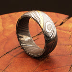 Enthralling Damascus steel Ring with Curved Brass Line Packed in Special Box. Pro-Regalo7019