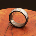 Enthralling Damascus steel Ring with Curved Brass Line Packed in Special Box. Pro-Regalo7019