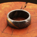 Enthralling Damascus steel Ring with Curved Brass Line Packed in Special Box. Pro-Regalo7019