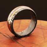 Enthralling Damascus Steel Ring with Embedded Brass Lines Packed in Special Box. Pro-Regalo7020