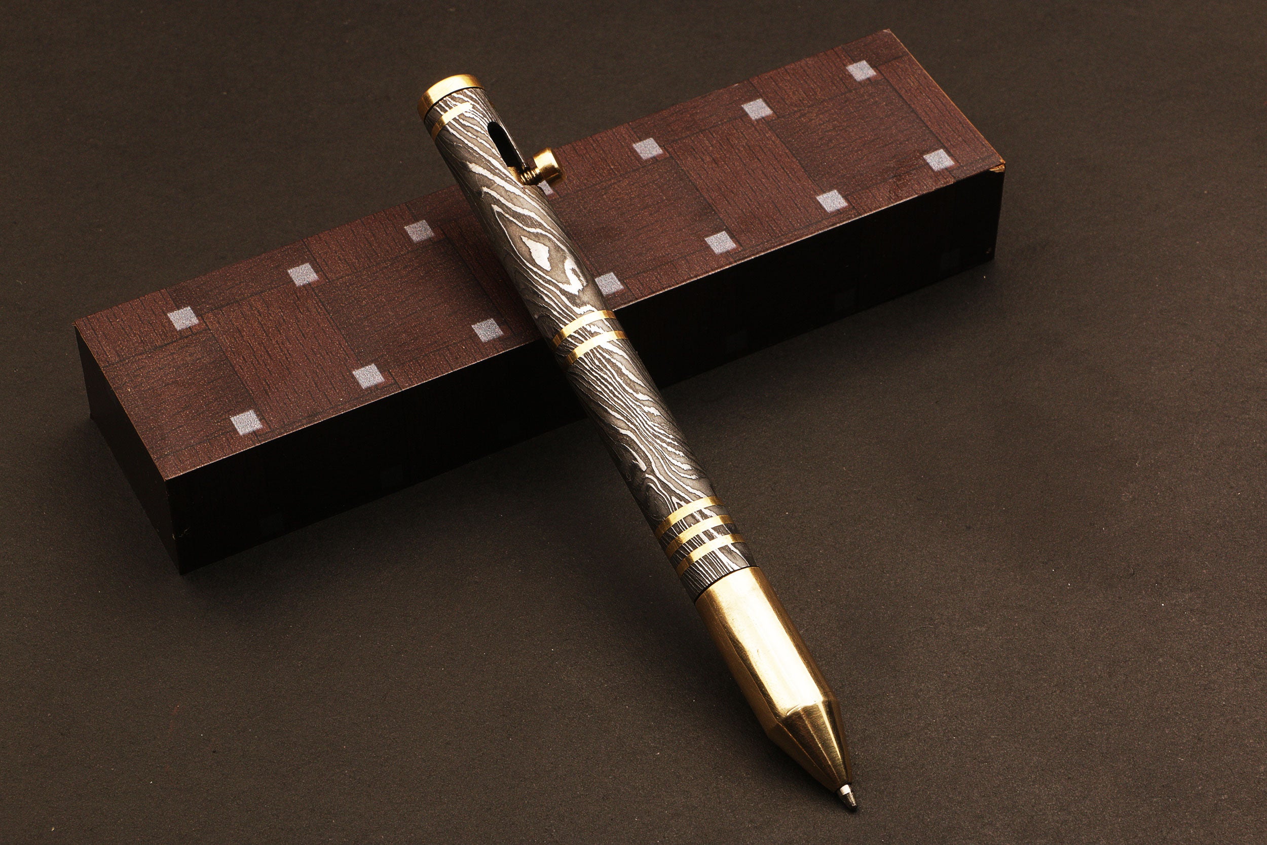 Art Work Custom Hand Forged Damascus steel Ballpoint Pen with Rotating Button. Pro- Regalo7007