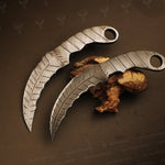 Handmade Damascus Steel Full Tang Handle Karambit Knife Packed in Ash Wood Gift Box.  Pro-Netto1707