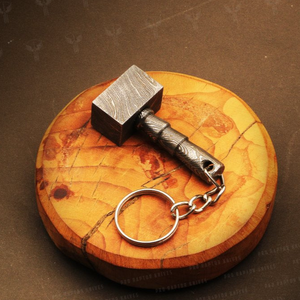 Handmade Damascus steel Thor Hammer Keychain. Buy One Get One Free in a Ash wood Gift Box. Pro-Hermoso1736