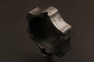 Unique Handmade Damascus steel Ashtray in Edge Design with Rose Wood Box. Pro-Capolavoro7001