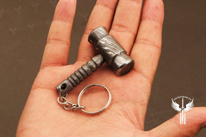 Handmade Damascus steel Gavel Hammer Keychain. Buy One Get One Free in a Ash wood Gift Box. Pro-Hermoso1732