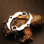 Handmade J2 steel Karambit Shaped Keychain. Buy One Get One Free in a Ash wood Gift Box. Car Gadgets.  Pro-Capolavoro1838