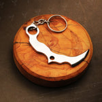 Handmade J2 steel Karambit Shaped Keychain. Buy One Get One Free in a Ash wood Gift Box. Car Gadgets.  Pro-Capolavoro1838