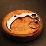 Handmade J2 steel Karambit Shaped Keychain. Buy One Get One Free in a Ash wood Gift Box. Car Gadgets.  Pro-Capolavoro1838