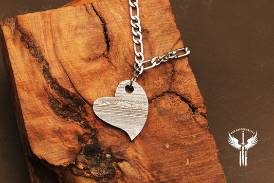 Damascus steel Heart Shape Pendant with Chain Packed in Wooden Box. Pro1845