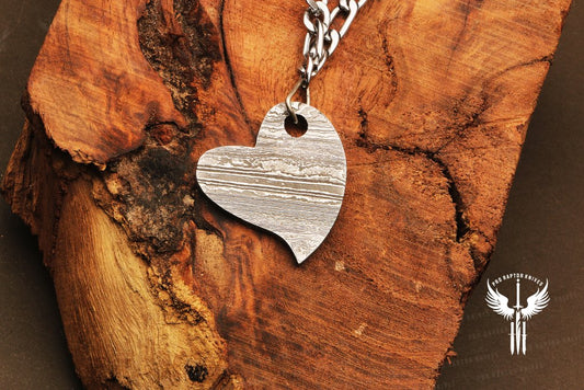 Damascus steel Heart Shape Pendant with Chain Packed in Wooden Box. Pro1845