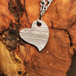 Damascus steel Heart shaped Necklace Packed in Ash wood Gift Box . Pro-Capolavoro1845