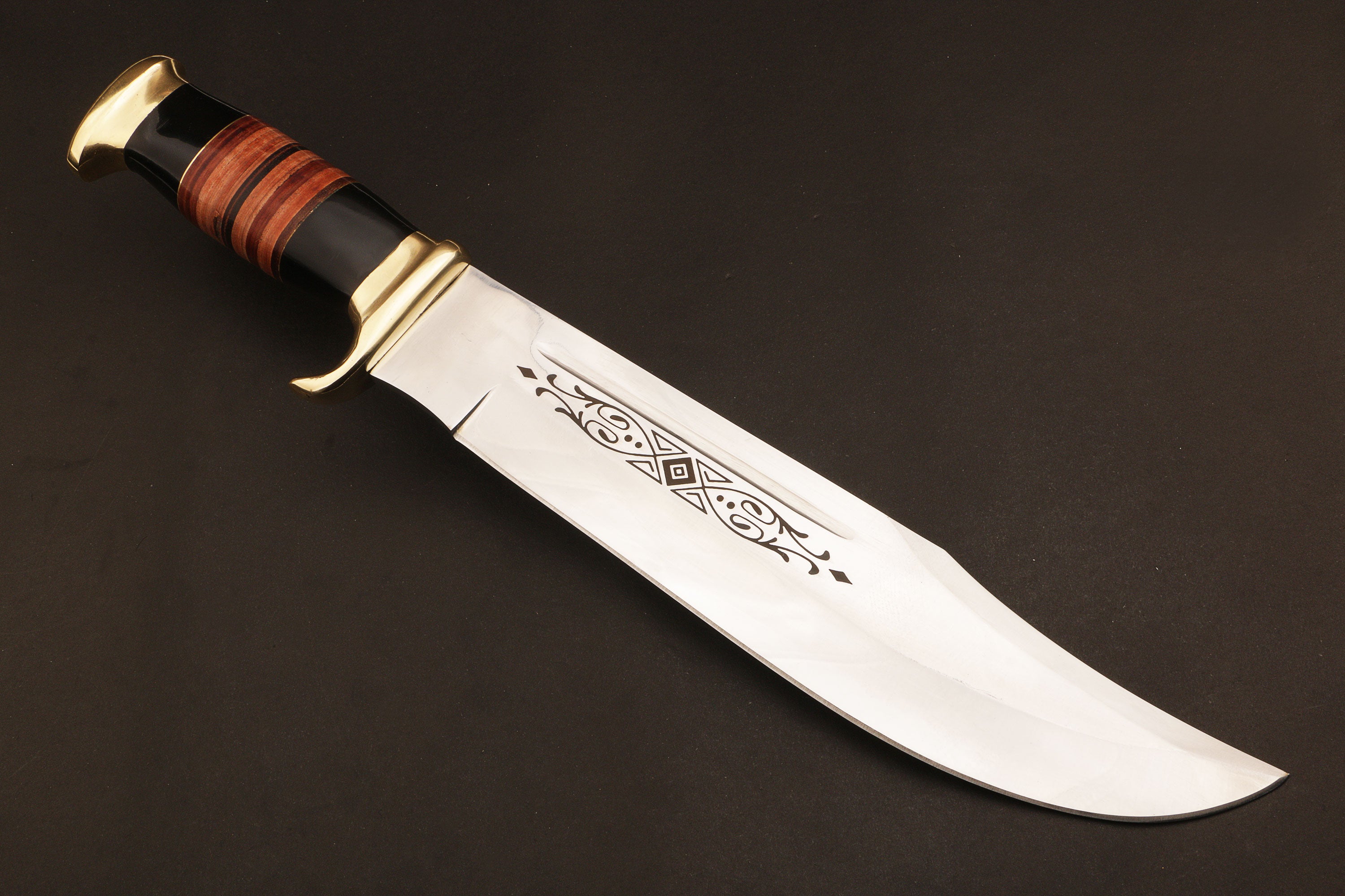 Handmade J2 Steel Hunting Rambo Bowie Knife with Micarta & Bull Horn Handle. Pro-Capolavoro1465