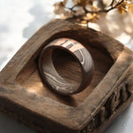 Captivated Damascus Steel Marble Grain Ring with Embedded Brass Cut Lines.Pro-Regalo7018